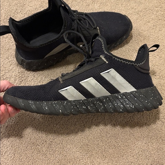 Boys Adidas sneakers - Picture 8 of 10